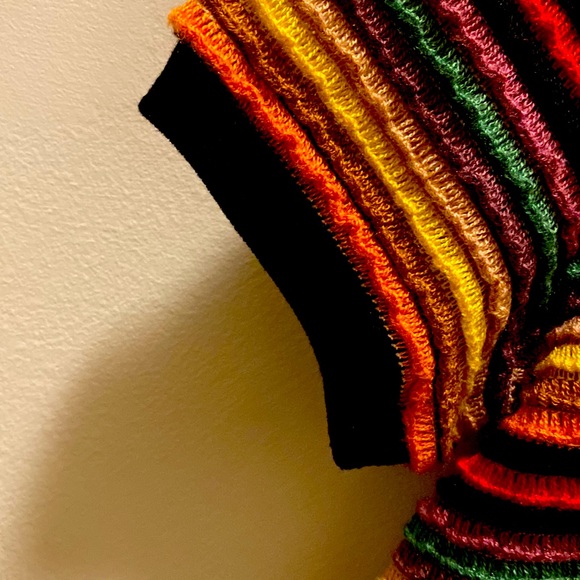 Zara Knit Striped Rainbow Short Sleeve Sweater Top Sz M - Picture 3 of 5